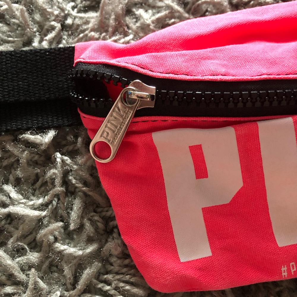 Victoria’s Secret PINK Fanny Pack - Picture 7 of 7